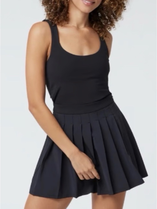 Vuori Dresses & Skirts - Vuori Black Pleated Mini Dress